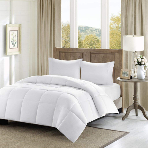 Madison Park Winfield 300 Thread Count Luxury Down Alternative Comforter, Full/Queen, White