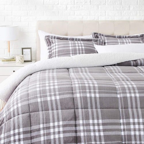 Amazon Basics Ultra-Soft Micromink Sherpa Comforter 3-Piece Bedding Set, King, Gray Plaid