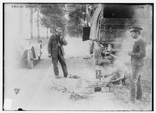 HistoricalFindings Photo: English Soldiers Cooking on The March,Automobile,Men,Food,Bain News Service
