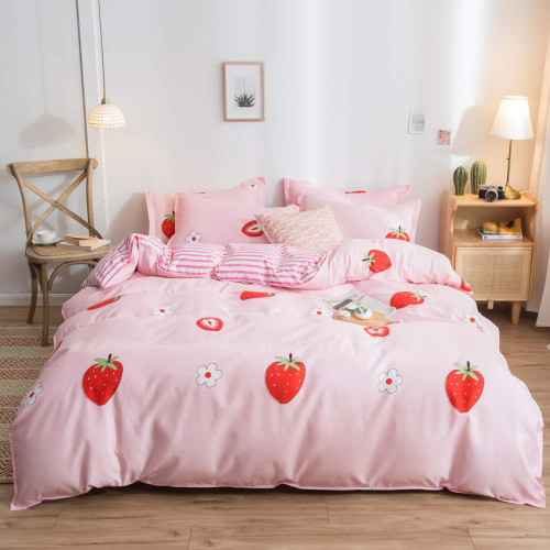 Girls Bedding Set Pink Strawberry Duvet Cover Set Sweet Strawberry Floral Print Comforter Cover Set Cute Fruit Theme Bedspread Cover with Zipper,Luxury Reversible Stripes Bedding(Full,Strawberry)