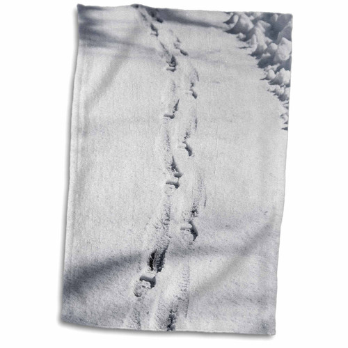 3dRose RONI CHASTAIN PHOTOGRAPHY - TRACKS IN THE SNOW - Towels (twl-180959-1)
