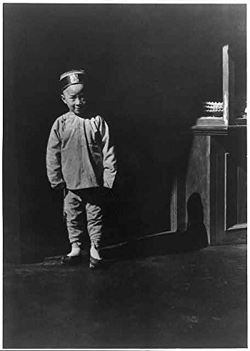 HistoricalFindings Photo: Chinese in Chinatown,San Francisco,California,Small Boy,Arnold Genthe