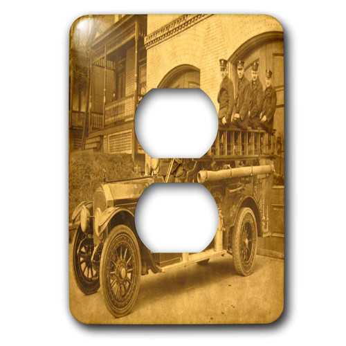 3dRose lsp_16211_6 Early 1900s Pumper Fire Truck and Firemen Outlet Cover