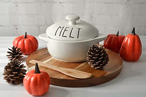 WILD EYE DESIGNS BRIE BAKER BAKING DISH, CREAM, WOOD SPREADER INCLUDED, MELT DESIGN WILD EYE DESIGNS BRIE BAKER BAKING DISH, CREAM, WOOD SPREADER INCLUDED, MELT DESIGN