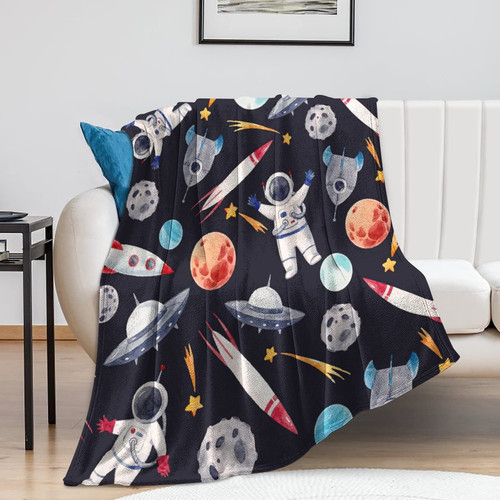 Space Astronaut Blanket Space Planet Travel Throw Blanket Gifts for Girls Boys Super Warm Soft Plush Lightweight Fleece Flannel Blanket Winter Couch Bedding Blanket for Baby Kids Adults Women 40"x50"