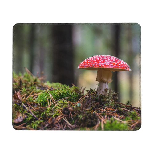 Red and White Mushroom Game Mouse Pad Personalized Design Mouse Pad Non Slip Rubber Base Mouse Pad Desktop Laptop Office Rectangle Mouse Pad