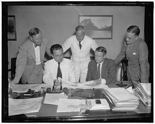 HistoricalFindings Photo: Social Security Board,Official Bodies,legislators,Table,Washington DC,1937