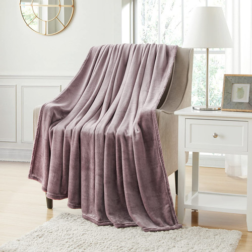 BOURINA Fleece Blanket Flannel Throw Blanket (Lavender,Throw Size) Lightweight Cozy Microfiber Blanket for Sofa, Couch, Bed, Camping, Travel, 50x60 inches