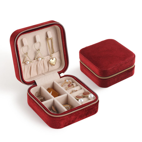 CASEGRACE Travel Jewelry Case, Plush Velvet Jewelry Box Small Jewelry Travel Organizer Display Rings Necklace Bracelet Earrings Storage Case for Women Girls, Red CASEGRACE Travel Jewelry Case, Plush Velvet Jewelry Box Small Jewelry Travel Organizer Display Rings Necklace Bracelet Earrings Storage Case for Women Girls, Red