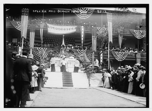 HistoricalFindings Photo: Altar at Open-air Mass in Brooklyn Navy Yard,New York,NY,Gloucester,May 24,1908 HistoricalFindings Photo: Altar at Open-air Mass in Brooklyn Navy Yard,New York,NY,Gloucester,May 24,1908