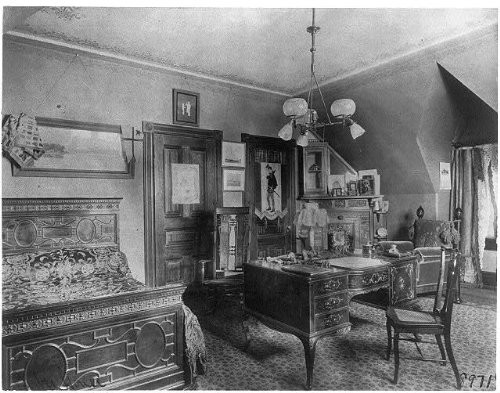 HistoricalFindings Photo: Barber House,Belmont,Washington,D.C,1890s,Bedroom,Desk,Frances B Johnston