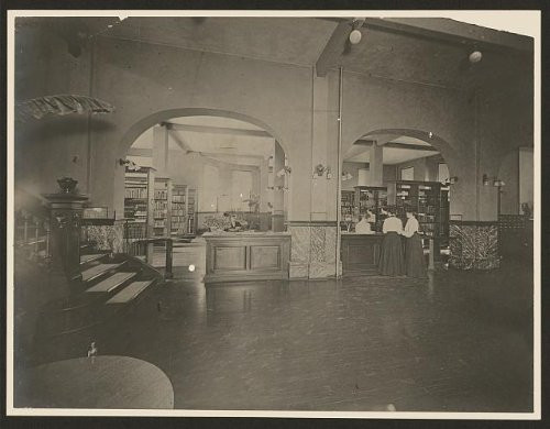 HistoricalFindings Photo: Carnegie Library,Front Desk,Ft Worth,Texas,c1900