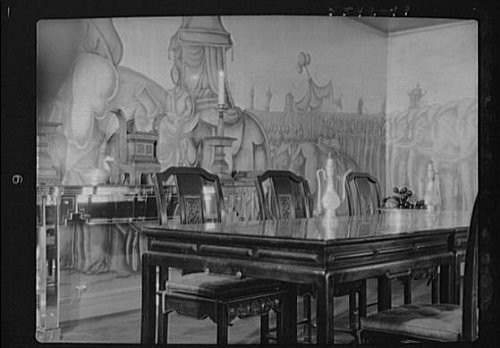 HistoricalFindings Photo: Gould,Jay,Mrs,Apartment,dwellings,Tables,Furniture,Arnold Genthe,1929 1