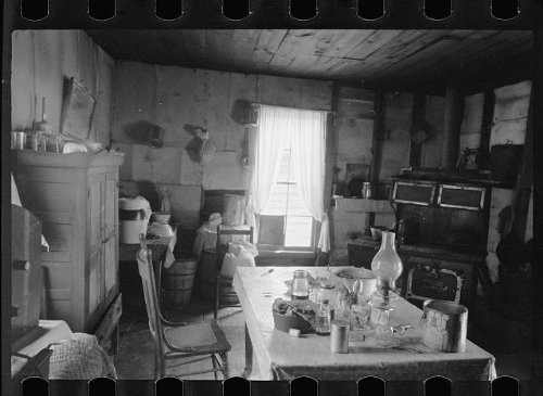 HistoricalFindings Photo: Interiors,Rooms,Kitchens,stoves,Tables,Cooking Utensils,1935