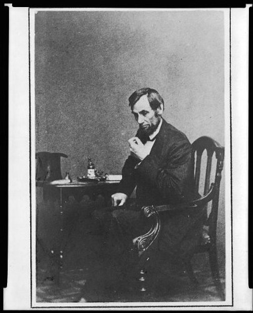 HistoricalFindings Photo: President Abraham Lincoln,Small Table,Reflective,hat,Mathew Brady,Studio,1885 HistoricalFindings Photo: President Abraham Lincoln,Small Table,Reflective,hat,Mathew Brady,Studio,1885