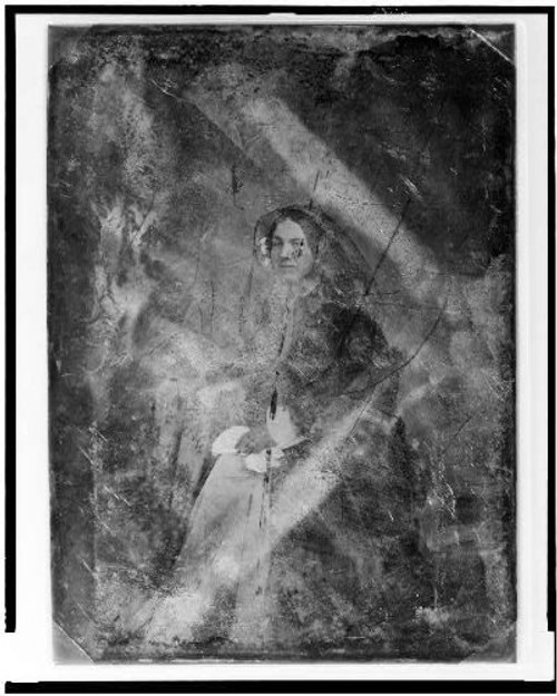 HistoricalFindings Photo: Unidentified Woman,About 30 Years of Age,Table,Portrait,1844-1860,Mathew Brady