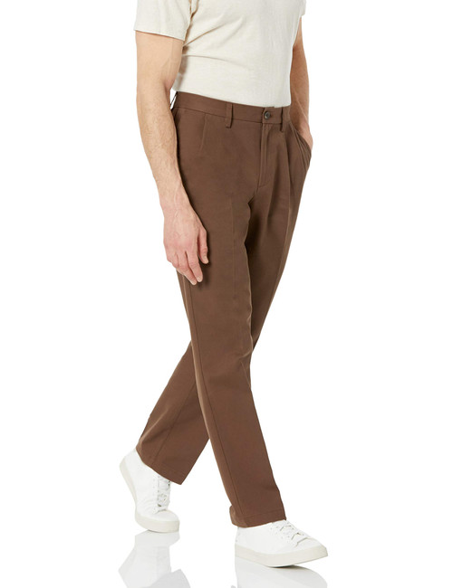 Amazon Essentials Men's Classic-Fit Wrinkle-Resistant Pleated Chino Pant (Available in Big & Tall), Brown, 32W x 34L