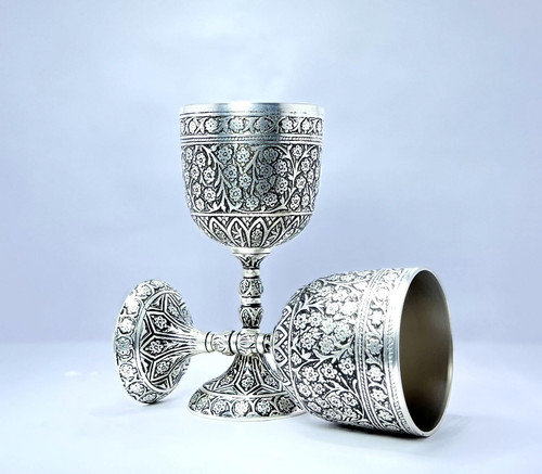Morcomart 1x Silver Antique wine Cup Arthur King Chalice Goblet Comunioun Wedding Gift - Elegant Royal Famliy Goblet Capacity-280ml, Meatrial- Brass