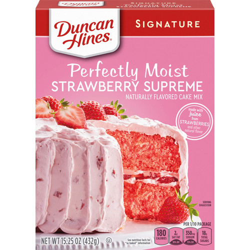 Duncan Hines Signature Perfectly Moist Strawberry Supreme Naturally Flavored Cake Mix 15.25 Ounce
