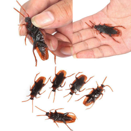 Angel 50Pcs - Novelty Plastic Fake Insects Roaches Prank - Cockroach Bugs Look Real