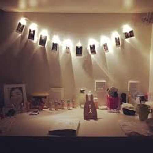 LED Photo String Lights 20 Photo Clips Battery Powered Fairy Twinkle Lights, Wedding Party Home Decor Lights for Hanging Photos, Cards and Artwork (7.2 Feet, Warm White) LED Photo String Lights 20 Photo Clips Battery Powered Fairy Twinkle Lights, Wedding Party Home Decor Lights for Hanging Photos, Cards and Artwork (7.2 Feet, Warm White)