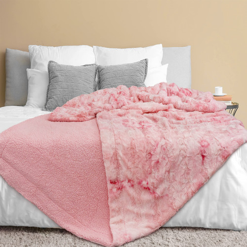 PAVILIA Faux Fur King Bed Blanket Tie-Dye Pink, Soft Fuzzy Warm Sherpa Blanket for Bed, Fluffy Plush Thick Fleece Throw Blanket for Couch Sofa, Reversible Furry Shaggy Large Blanket, Pink 90x108