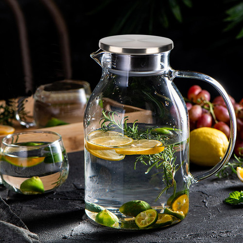 Glass Pitcher With Lid 88 OZ Glass Water Pitcher Glass Pitcher With Lid and Spout Ice Tea Pitcher For Fridge Easy Clean Hot/Cold Water Jug for Juice, Milk, Cold or Hot Beverages, Iced Tea (1 Large)