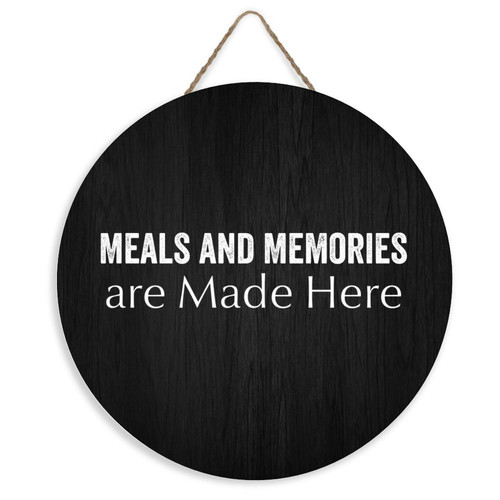 Mighun Meals And Memories Are Made Here Sign Front Door Decor Round Wood Hanging Sign Welcome Sign for Farmhouse, Rustic Wooden Door Hangers Front Porch Decor 12X12 Inch