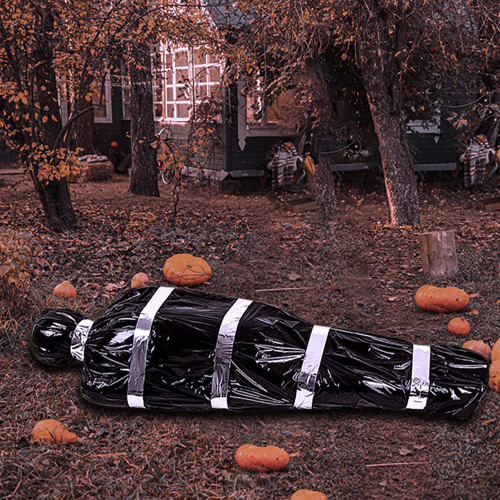 Halloween Decorations Outdoor Dead Victim Props - Scary Fake Corpse in Bag Outdoor Prop, Scary Corpse Hanging Props Indoor & Outdoor Decor, Halloween Party Favors Haunted House Decor (M/60inch)