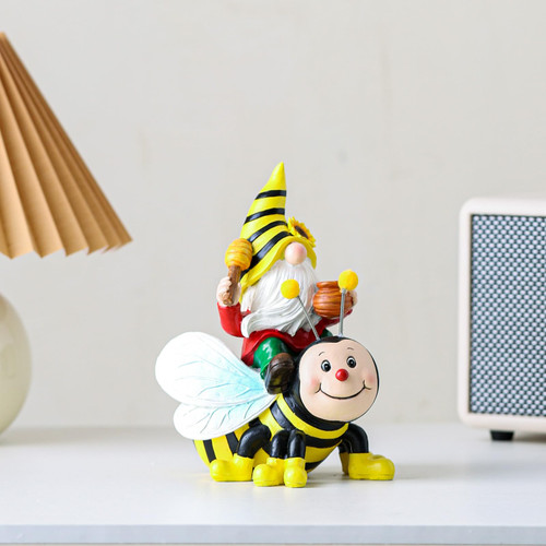 CYnice Garden Gnome Statue Outdoor Decor - Garden Gnomes Sitting on Bee Statue for Garden Yard Patio Lawn Decorations,Gnome Gifts CYnice Garden Gnome Statue Outdoor Decor - Garden Gnomes Sitting on Bee Statue for Garden Yard Patio Lawn Decorations,Gnome Gifts