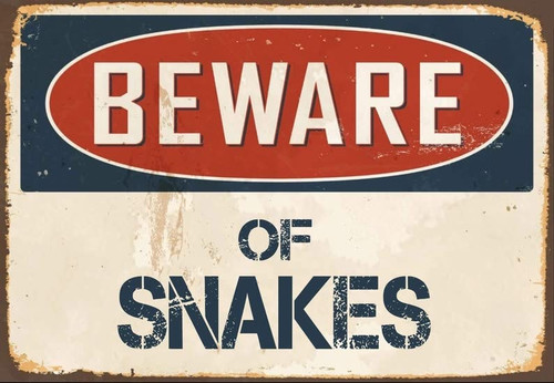 snowsun Metal Sign Beware Of Snakes Sign Vintage Sign Retro Aluminum Tin Signs for Home Garden Bar Wall 8x12 Inches