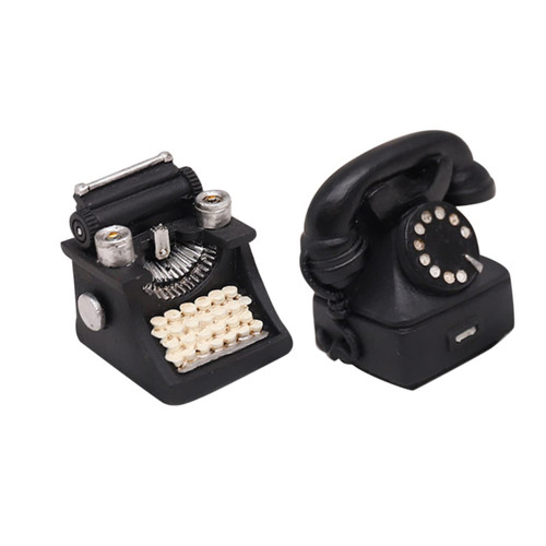 Garneck 2pcs Office Decorations Dining Table Decor Book Shelves for Office Statues for Home Decor Office Ornament decoraciones para salas de casa Creative Desktop Ornament Vintage trinkets
