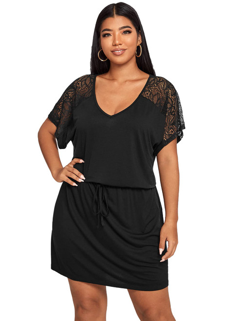 SOLY HUX Women's Plus Size Contrast Lace V Neck Short Sleeve Tie Waist Short Dress Black 0XL