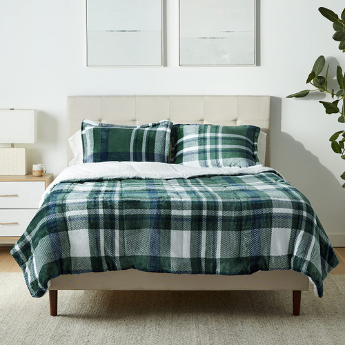 Amazon Basics Ultra-Soft Micromink Sherpa 3-Piece Comforter Bed Set, Full/Queen, Green Plaid