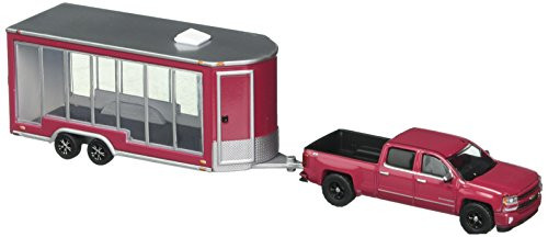 Greenlight 1:64 Hitch & Tow Series 12 - 2016 Chevrolet Silverado and Glass Display Trailer
