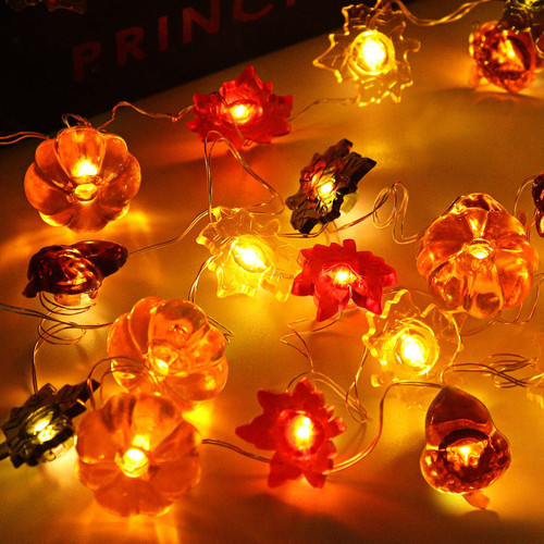 KAKALUOTE 3D Pumpkin Maple Leaf Acorn String Lights Fall Decor 10ft 30Leds Battery Operated Halloween Pumpkin String Lights for Thanksgiving Autumn Party Halloween Decorations Indoor Outdoor