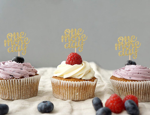 One More Day Cupcake Toppers For Rehearsal Decorations - Wedding Rehearsal Dinner Cupcake Toppers, Rehearsal Dinner Decorations, Rehearsal Small Dessert Decoration, Countdown Food Picks