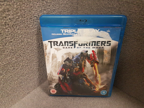 Transformers: Dark of the Moon [Blu-ray + DVD] [2011] [Region Free]
