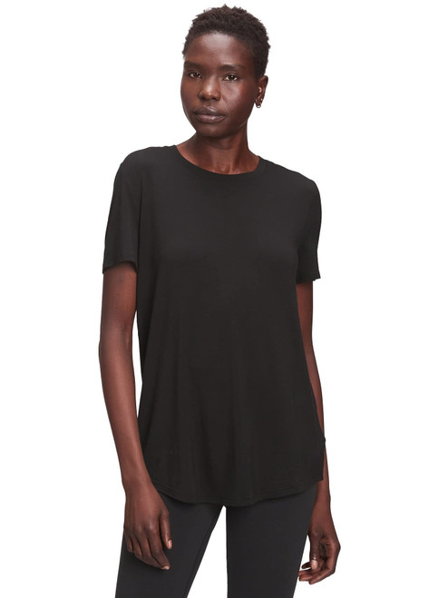 GAP Womens Luxe Short Sleeve Crew Neck T-Shirt T Shirt, True Black, Small Petite US