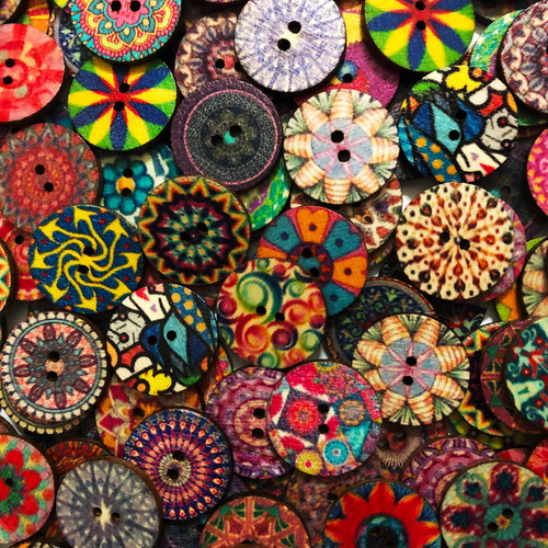 Alfykym Wooden Buttons for Crafts Bulk Wooden Craft Buttons Assorted Sizes Cartoon Wooden Buttons for Sewing DIY Crafts Decoration (13 Dynamic Buttons 20)