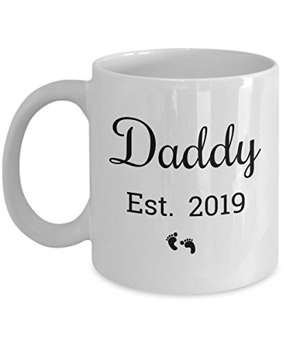 Daddy Est 2019 Mug For Expectant Parents and New Dad - Mugs Make Best Christmas or Birthday Gifts For the Father To Be