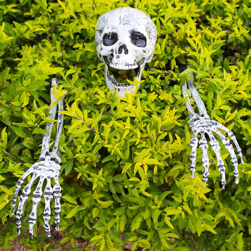 VEALIZUU Halloween Decoraitons Skeleton Stakes, Realistic Ground Breaker, Skeleton Arms with Stakes and Skull for Halloween Decorations Outdoor Lawn Patio Garden