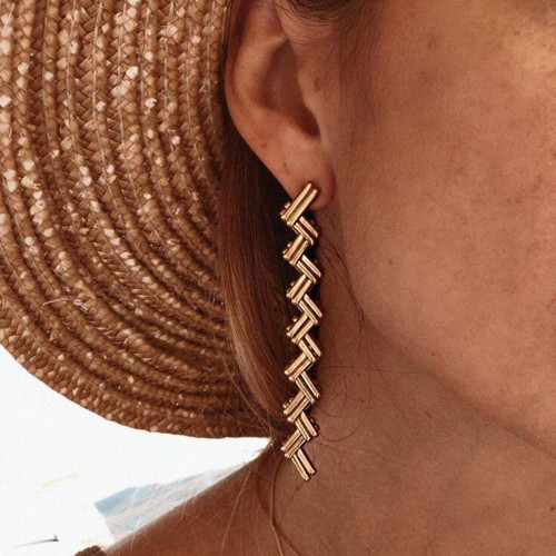 Doubnine Geometric Twist Gold Dangle Long Earrings Statement Chic for Women Accessories
