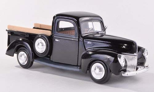 1940 Ford Pickup Truck 1:24 Diecast Model - Black