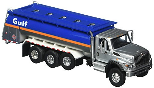 Greenlight 1:64 2018 Tanker Truck - Gulf Oil Die Cast Vehicle