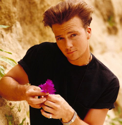 Sean Patrick Flanery - 18X24 Poster FCA #FCA439554