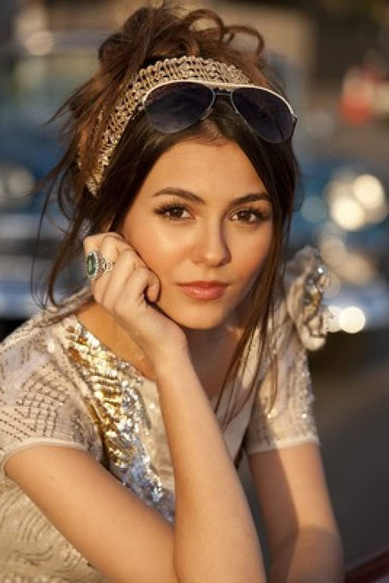 Victoria Justice - 18X24 Poster FCA #FCA467342