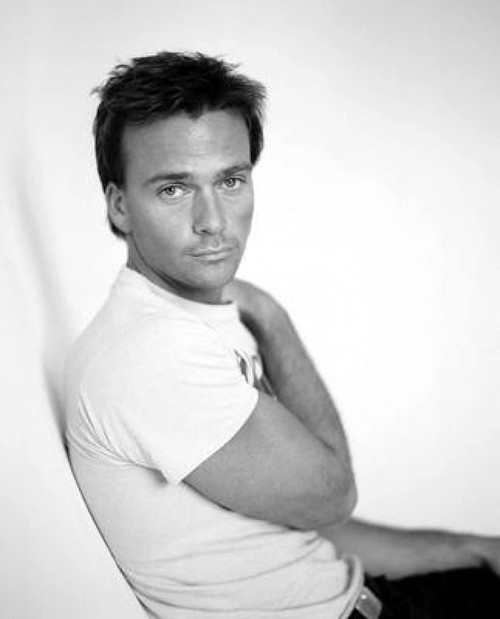 Sean Patrick Flanery - 24X36 Poster FCA #FCA548428