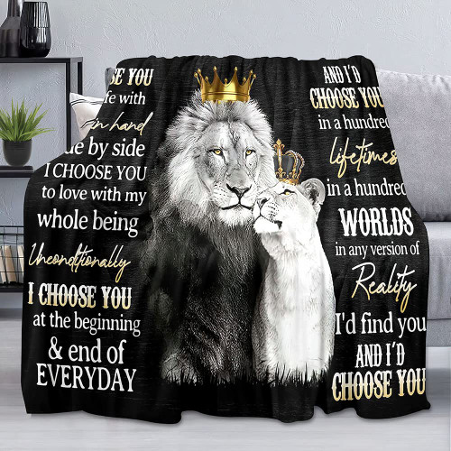 LUVIVIHOME Lion Throw Blanket, Lion King and Queen Lion Couple African Safari Wild Animal Black Blanket, Cozy Soft Lightweight Fluffy Fuzzy Warm Plush Flannel Fleece Blanket for Couch, Sofa, 50"x60"