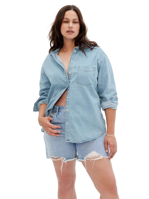 GAP Womens Big Button Down Shirt, Light Wash, Large US